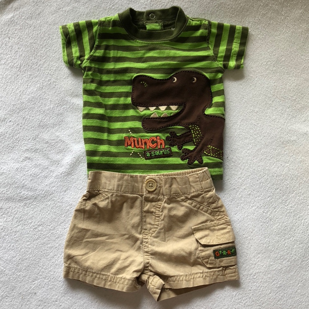Carter’s 3M baby boy Matching Set Green and Beige